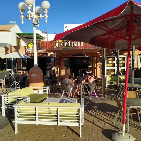 Puerta Del Sol アパート カレタ・デ・フステ