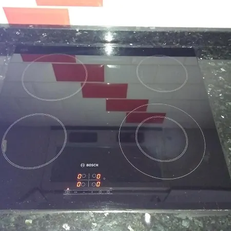 Puerta Del Sol カレタ・デ・フステ